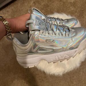 Fila holographic shoes y2k size 9